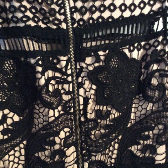 Gorgeous black corcheted dress peek a boos Large L lined stretch sleeveless - Picture 7 of 7